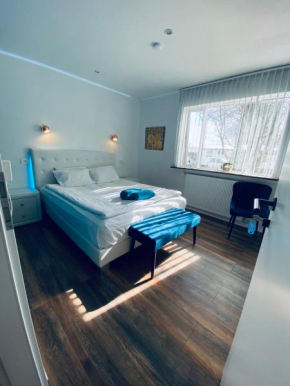 Easy Stay
